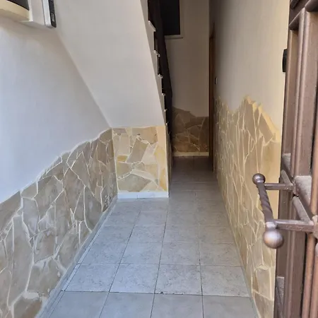 Charme In Apartment Aci Castello